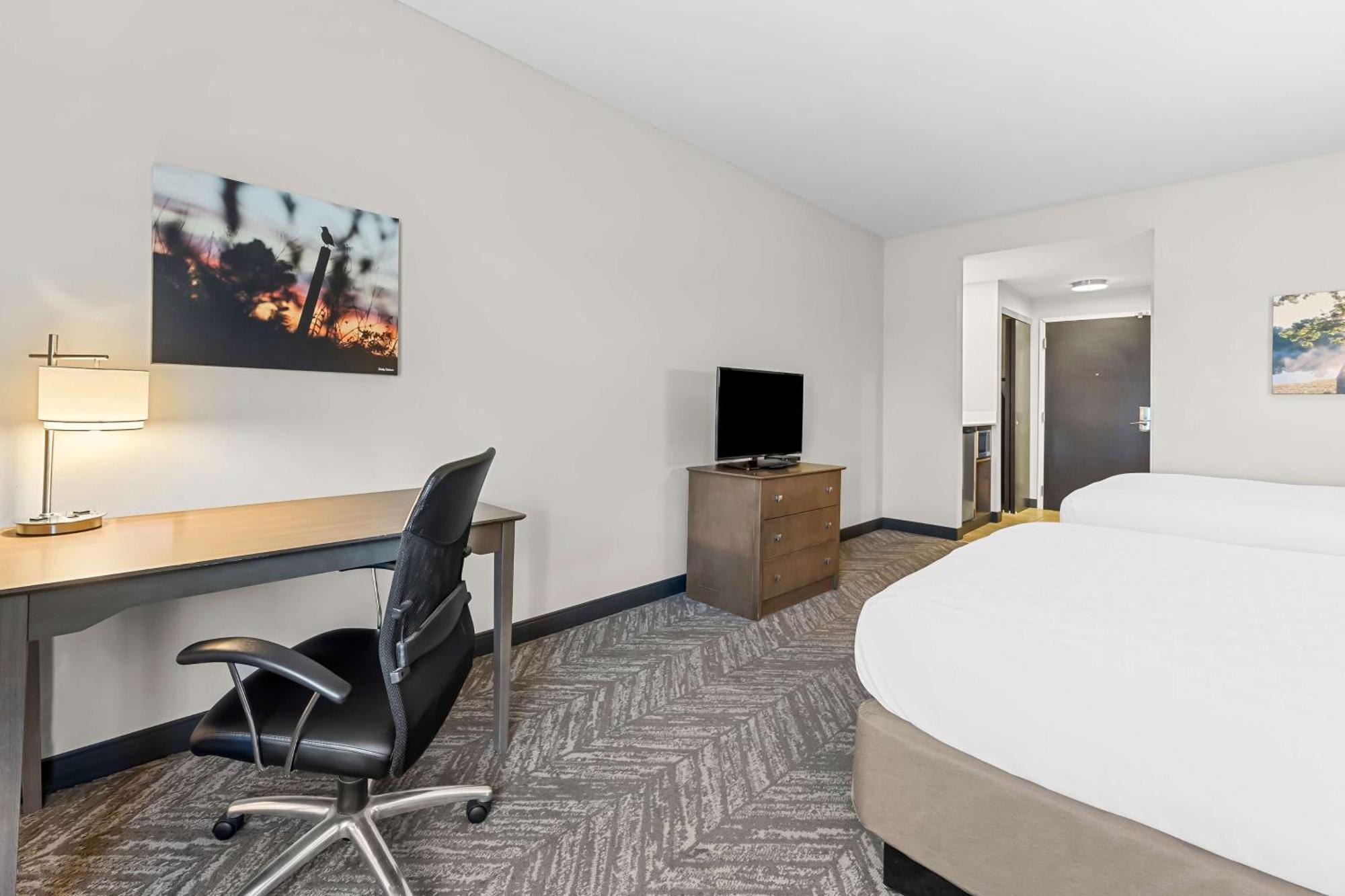 Best Western Plus Bolivar Hotel & Suites Экстерьер фото
