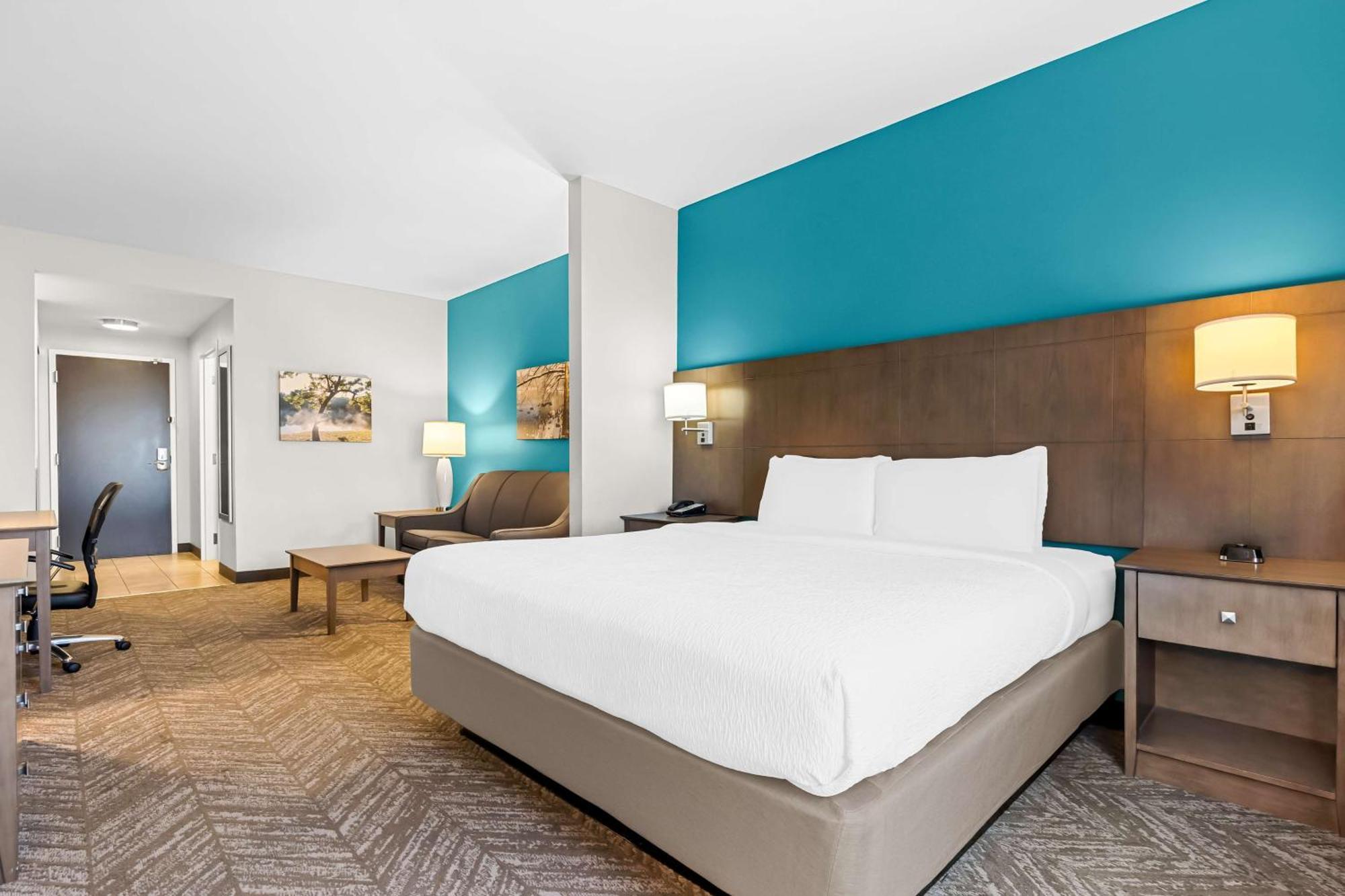 Best Western Plus Bolivar Hotel & Suites Экстерьер фото